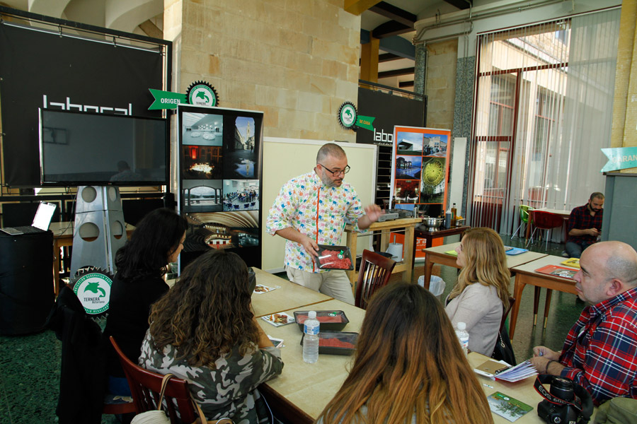 Ternera Asturiana seduce a los bloggers del BlogTrip Asturias