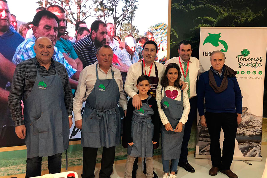 Ternera Asturiana acompaña al Ayuntamiento de Llanera en FITUR 2019