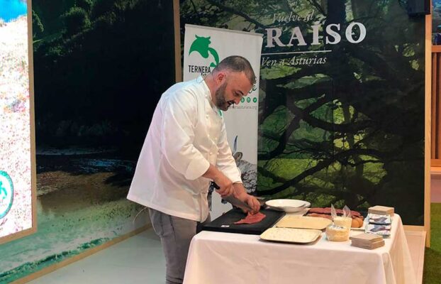 El público general disfruta de las actividades y degustaciones organizadas por Ternera Asturiana en FITUR 2019
