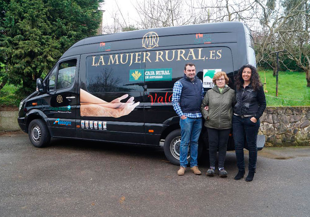 Ternera Asturiana se suma al proyecto La Mujer Rural del Campo de Asturias.