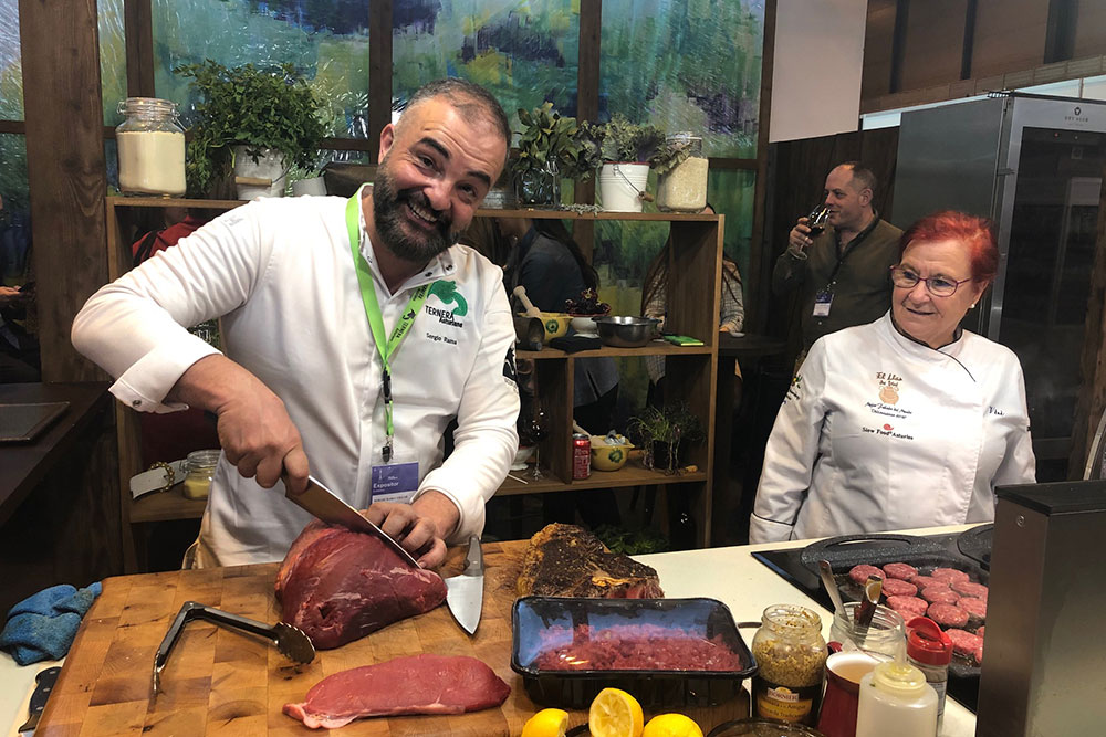 Cocina en directo desde el stand de Ternera Asturiana