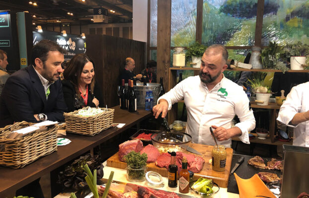 El Steak Tartar de Ternera y Vaca Asturiana, presentación estrella en el Salón de Gourmets
