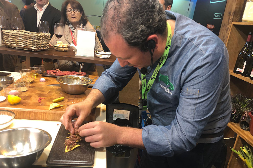 El Steak Tartar de Ternera y Vaca Asturiana, presentación estrella en el Salón de Gourmets