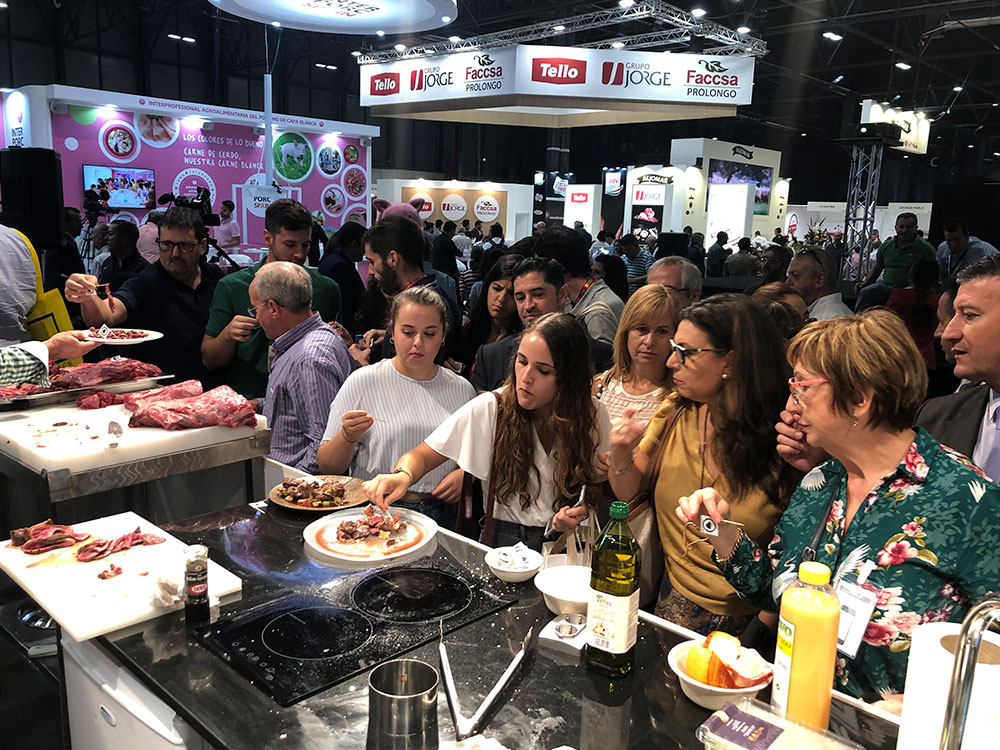 Aguja de Vaca Asturiana y Falda de Ternera Asturiana acaparan la atención en la Factoría Chef de Meat Attraction