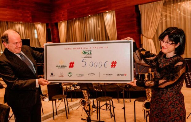 Cena solidaria de la Fundación ópera a favor de la Once, con Ternera Asturiana