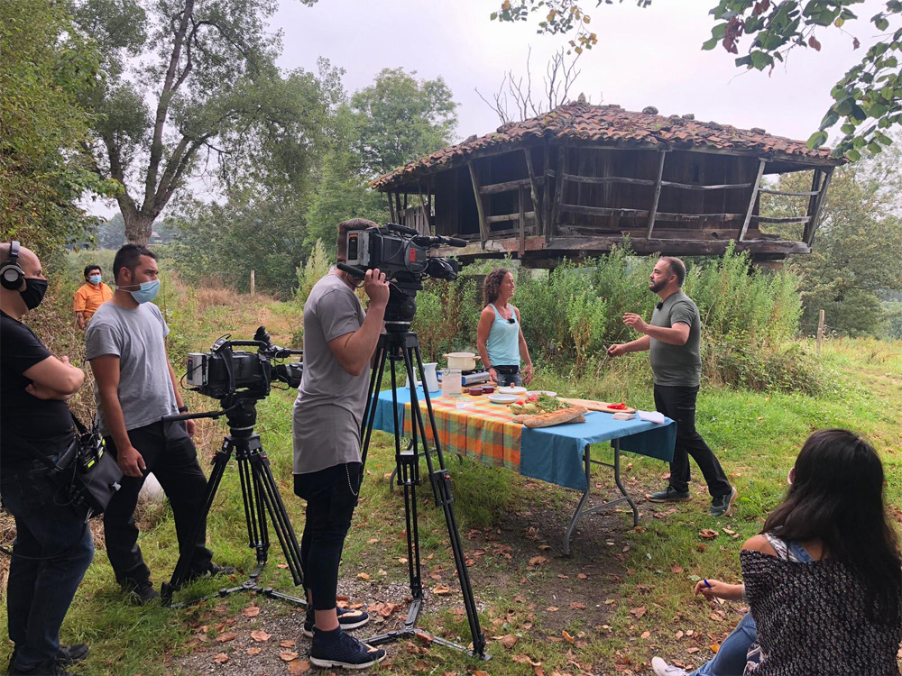 “La cocina de los retos”, conociendo cómo se produce nuestra Ternera Asturiana, en TPA