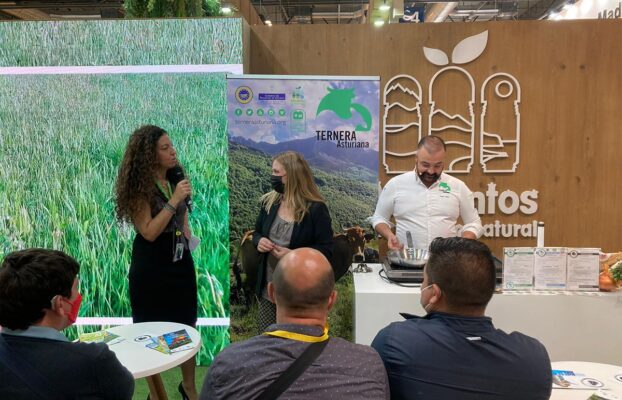 Ternera Asturiana en el stand institucional de Asturias.