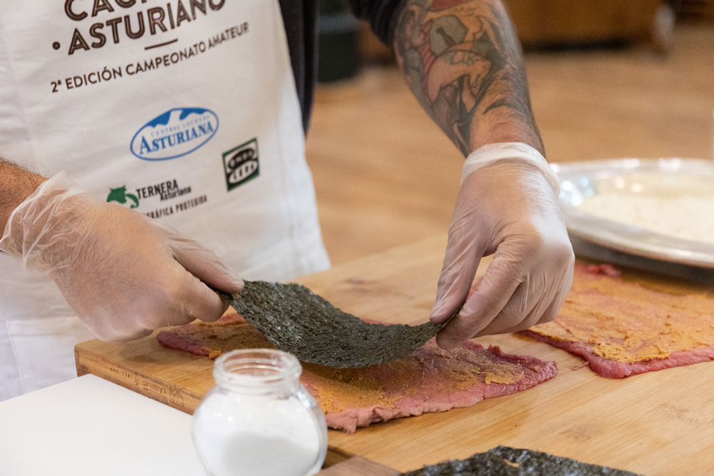 Los ingredientes del Auténtico Cachopo Asturiano.