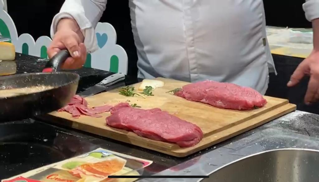 “Nuestra Ternera Asturiana es la apta para hacer cachopo, es la única, es ella”